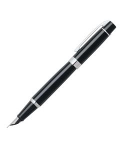 The Sheaffer 300 series fountain pen in gloss black is well balanced and comfortable to hold.