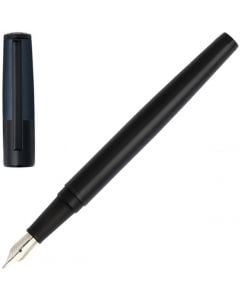 This Gear Minimal Black & Navy Fountain Pen has been designed by Hugo Boss.