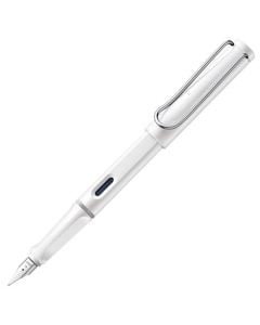 The LAMY white fountain pen in the Safari collection has a handy barrel viewpoint. 