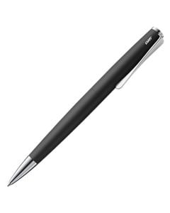 The LAMY matt black lacquered ballpoint pen in the Studio collection has a flexible propeller shaped clip.