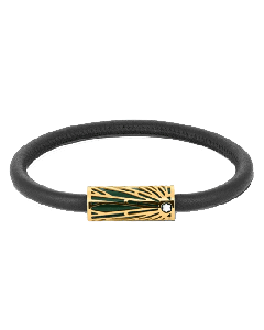 This Montblanc Meisterstück The Origin Collection Green Bracelet has green lacquer on the fastening to add colour underneath the polished gold pattern.