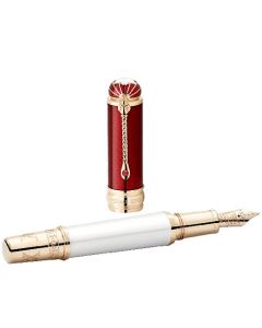 This Patron of Art Prince Albert 4810 Limited Edition Fountain Pen features special engravings on the cap.