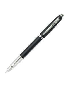 This Sheaffer 100 Matte Black & Chrome Fountain Pen has been made with a matte black barrel and cap. 