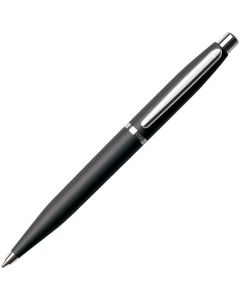 The VFM ballpoint pen in matte black has an elegantly modern design.