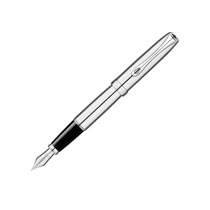 The Diplomat, Excellence, Guilloche Engraved Chrome, Fountain Pen uses a pull release cap to access the polished steel nib and grip. The pen uses a converter system with loose ink.
