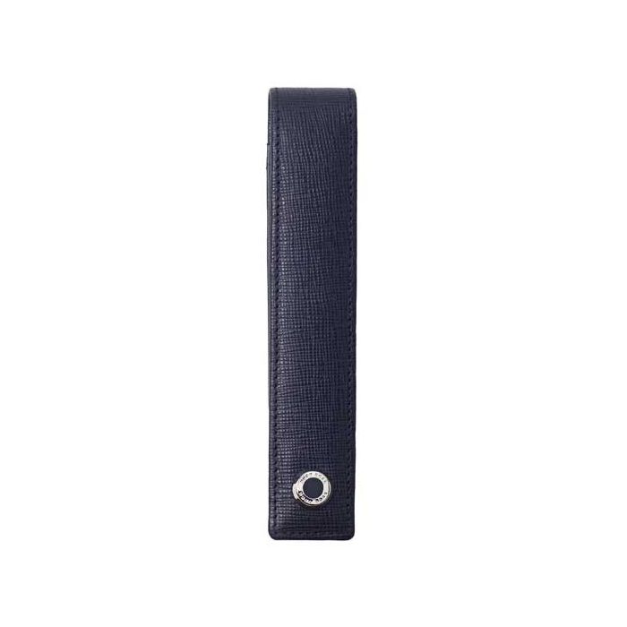 The Hugo Boss, Tradition, Blue Soft Grain Leather Pen Pouch with Single Capacity features a brand engraved chrome pin and magnetised seal.