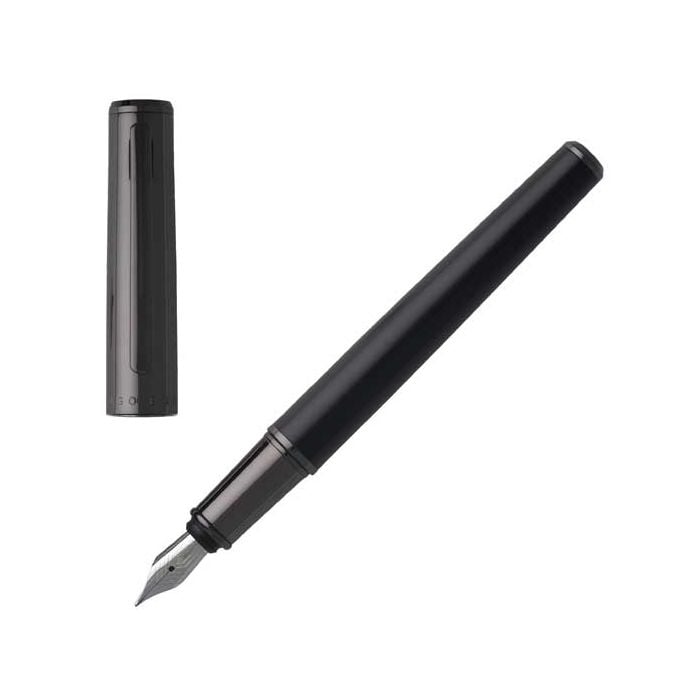 The Hugo Boss, Minimal, Dark Chrome Fountain Pen has been masterfully crafted from brass, lacquer, blackened chrome and steel for an excellent finish.