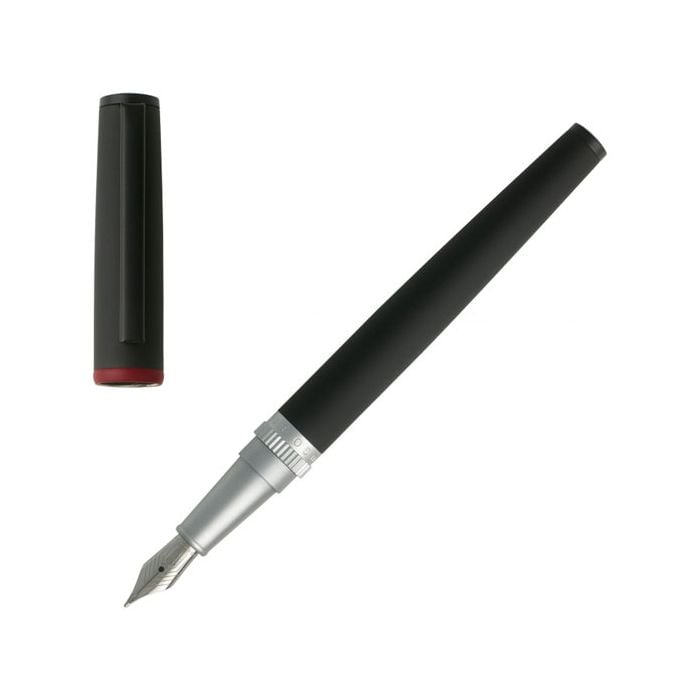 The Hugo Boss black Gear fountain pens cone has been coated in metallic paint.