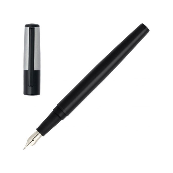 This Gear Minimal Black & Chrome Fountain Pen has been designed by Hugo Boss. 