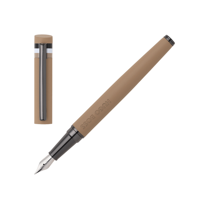 Hugo Boss has designed this Loop Iconic Matte Camel Fountain Pen with a matte barrel in camel. 